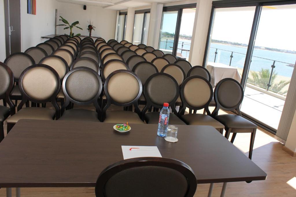 Hotel Restaurant Splendid Camargue Le Grau-du-Roi Bagian luar foto